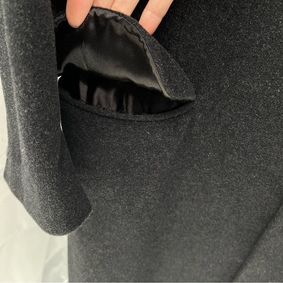 Italian Men’s Wool And Cashmere Overcoat Size 44L Black Dress Pea Coat - Picture 6 of 16